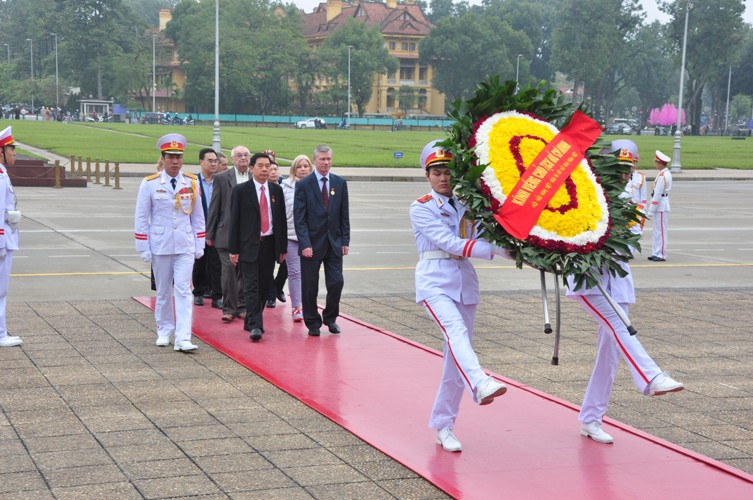 Huu nghi Nga viet 2